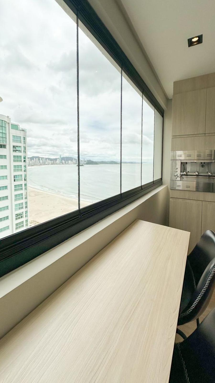 Apartamento Frente Mar Com Garagem